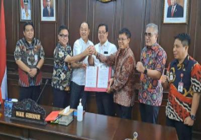 Bersama Kepala Kantor Konsuler Jepang di Makassar, Wagub Bahas Kerjasama Tenaga Kerja Pertanian