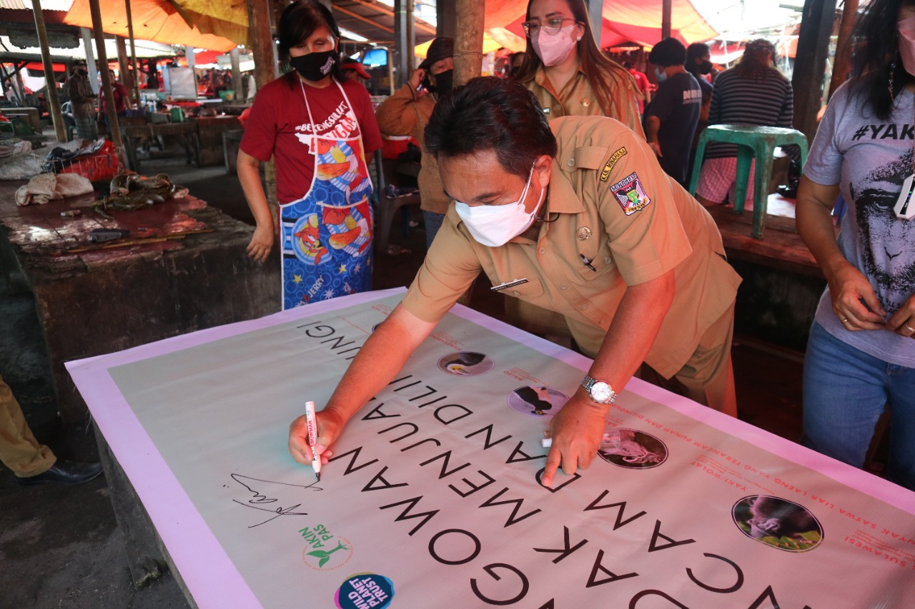 Pasar Langowan Deklarasi Tidak Menjual dan Makan  Satwa Liar Dilindungi