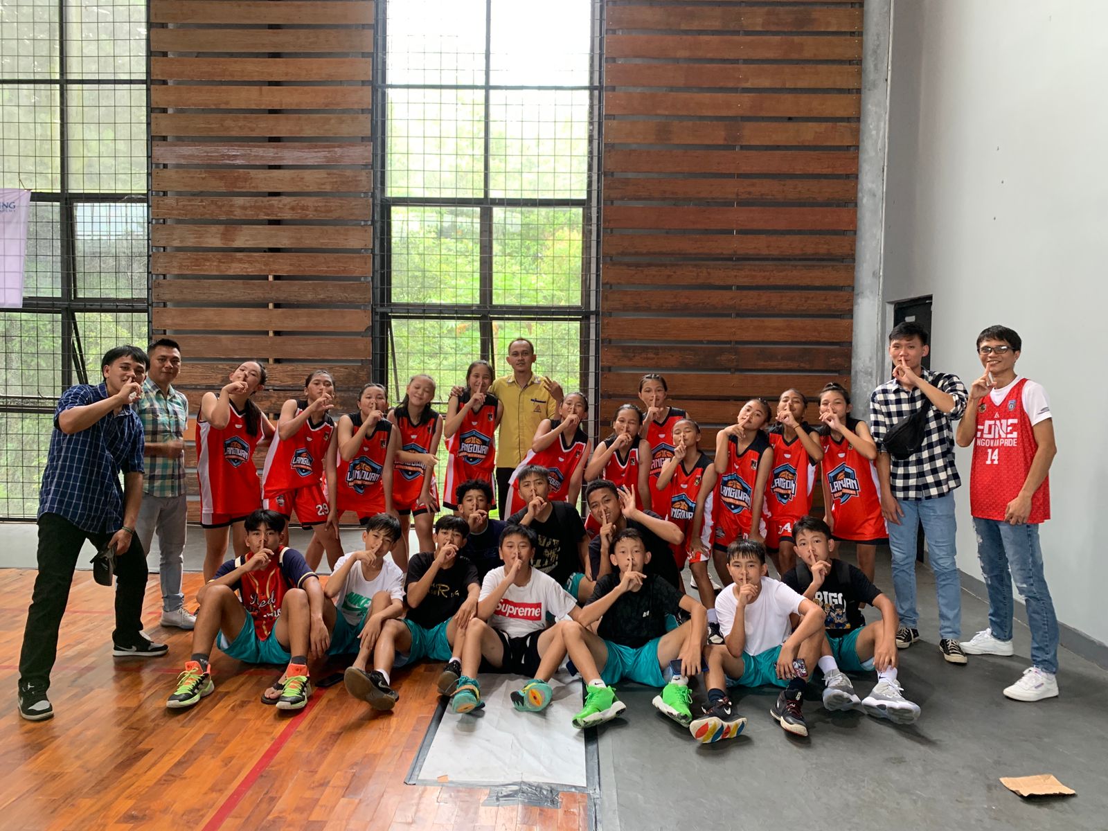 Academy Basketball Langowan Sukses Produksi Pebasket Muda Potensial