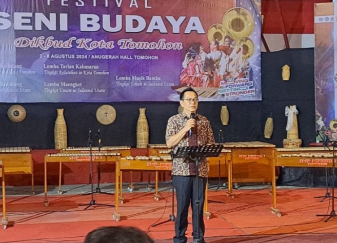 Festival Seni dan Budaya, Walikota Caroll: Ayo Lestarikan Budaya Minahasa