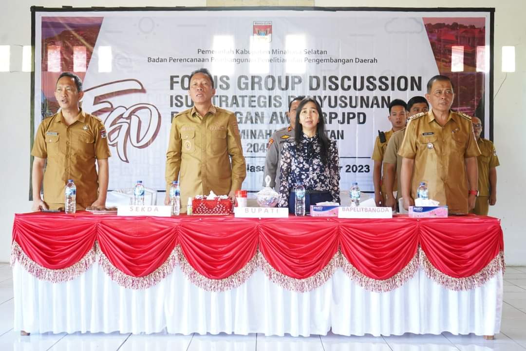 Bupati FDW Buka FGD Rancangan Awal RPJPD 2025-2045 di Kecamatan Tareran 