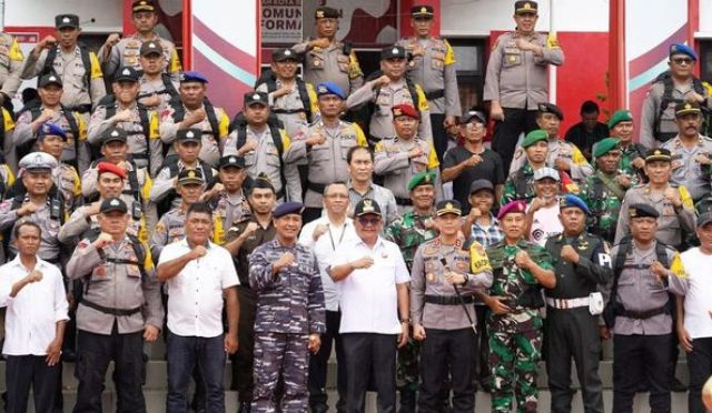 Walikota Bitung Hadiri Apel Pergeseran Pasukan Pengamanan TPS Pemilu 2024