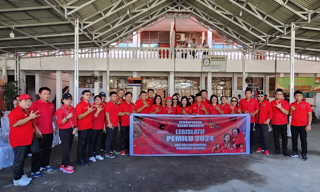 PDIP Minsel Daftarkan 30 Bacaleg ke KPUD, Sebagian Besar Berstatus Petahana