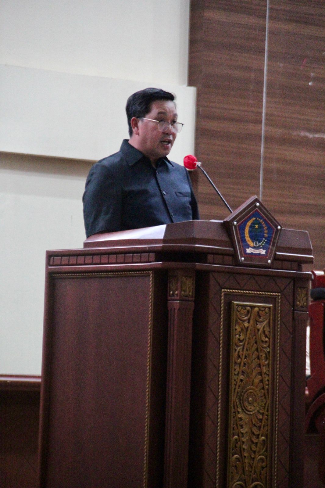 Wagub Hadiri Rapat Paripurna Dewan Sulut Terkait Ranperda Industri dan Kebudayaan