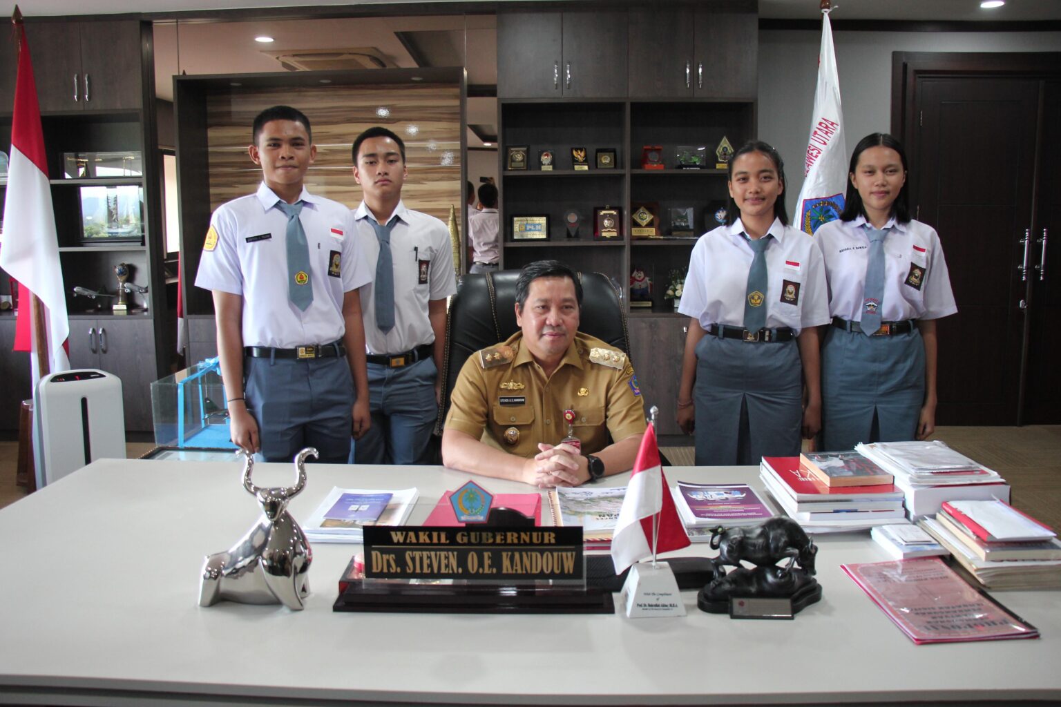Sulut Utus Perwakilan Calon Paskibraka ke Tingkat Nasional, Wagub Steven Beri Motivasi dan Dukungan