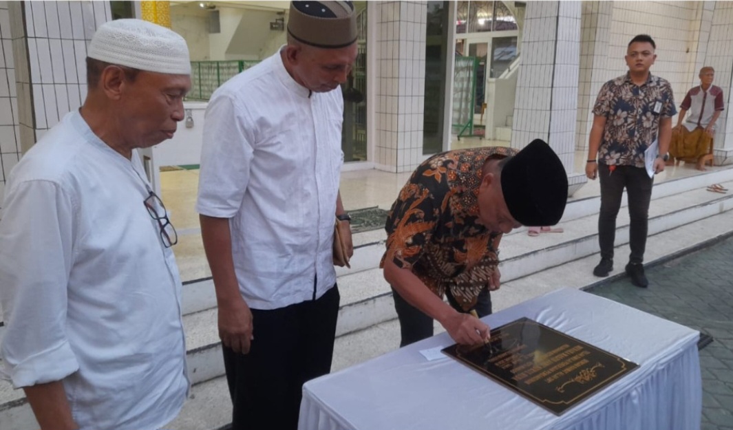 Jelang Idul Fitri, Gubernur Olly Intens Lakukan Safari Ramadan