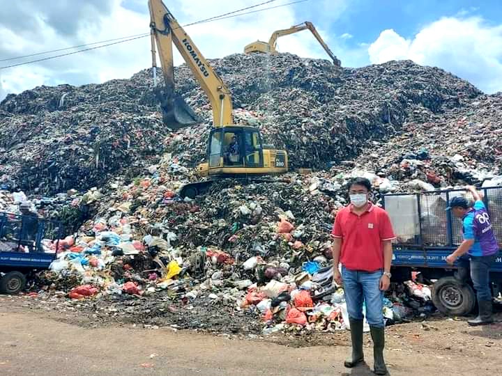 Pemkot Tangani Sampah di Trek Jelas