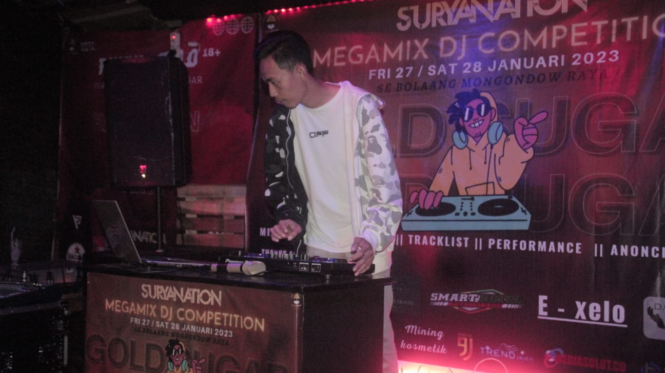 Peserta Antusias Ikuti DJ Competition di Gold Sugar