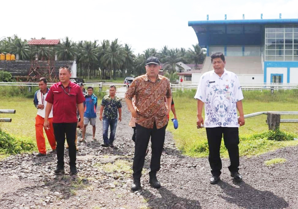 Wawali Manado Cek Fasilitas Olahraga di Mapanget