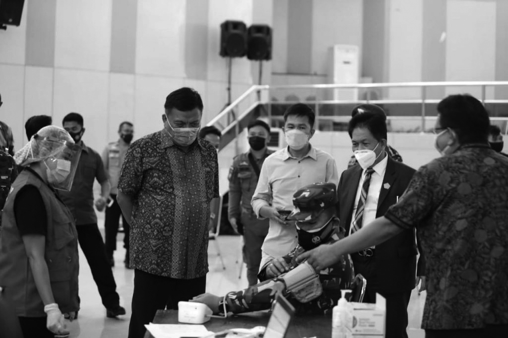 Meski Divaksin, Gubernur Tegaskan Untuk Tetap Disiplin Prokes