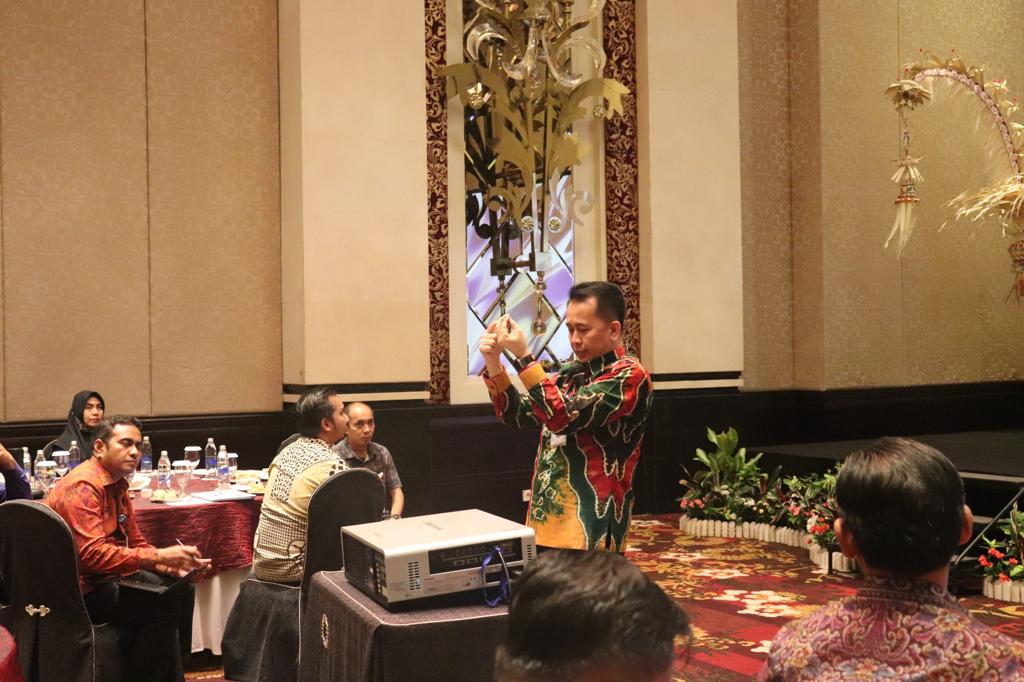 Kemendagri Sampaikan Solusi dan Strategi Percepatan Realisasi APBD