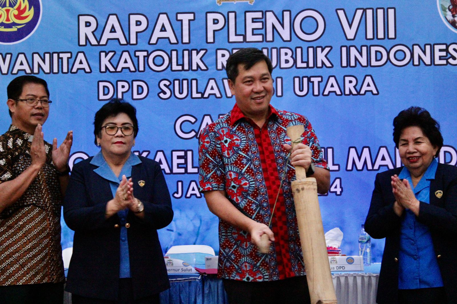 Hadiri Rapat Pleno VIII WKRI, Wagub Kandouw Ajak Bersama Minimalisir Stunting