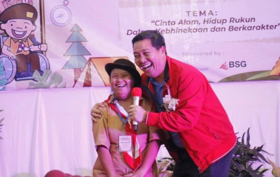 Penuh Keceriaan, Wagub Kandouw bersama Siswa SLB Katolik Tomohon