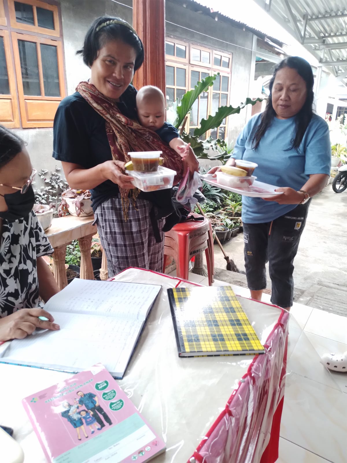 Tingkatkan Perlindungan Kesehatan dan Cegah Stunting, Pemdes Noongan Optimalkan Posyandu