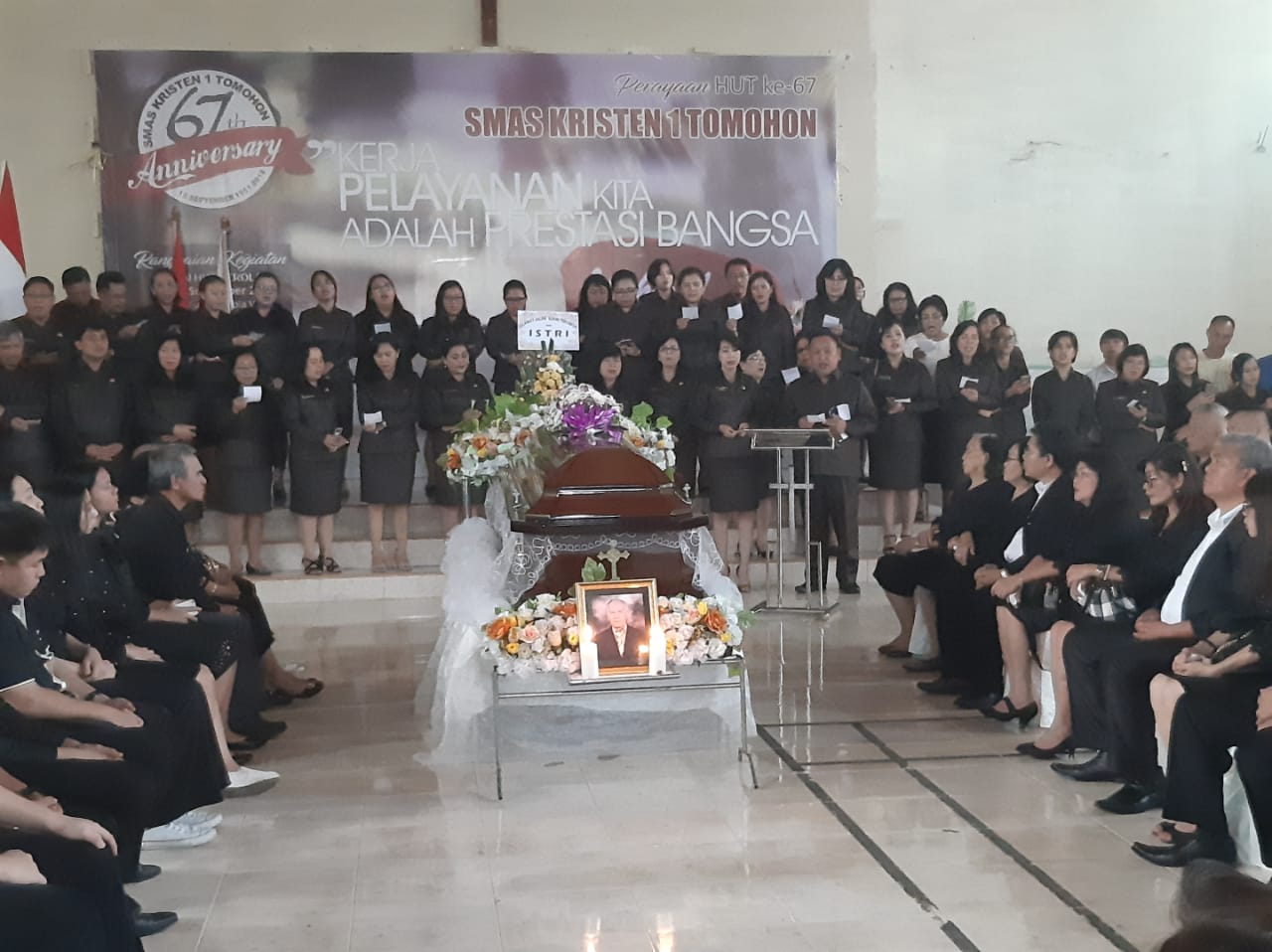 Kepsek Rau Apresiasi Almarhum Drs BA Kainde