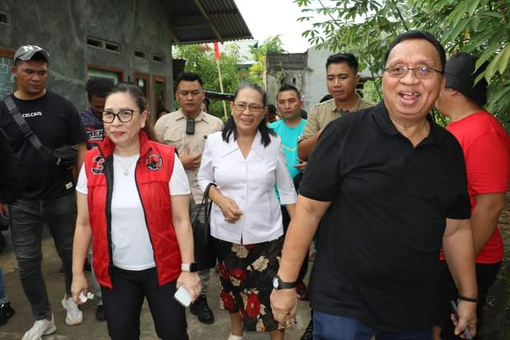 Blusukan di Mandolang Raya, RD - Vasung Disambut Hangat Masyarakat