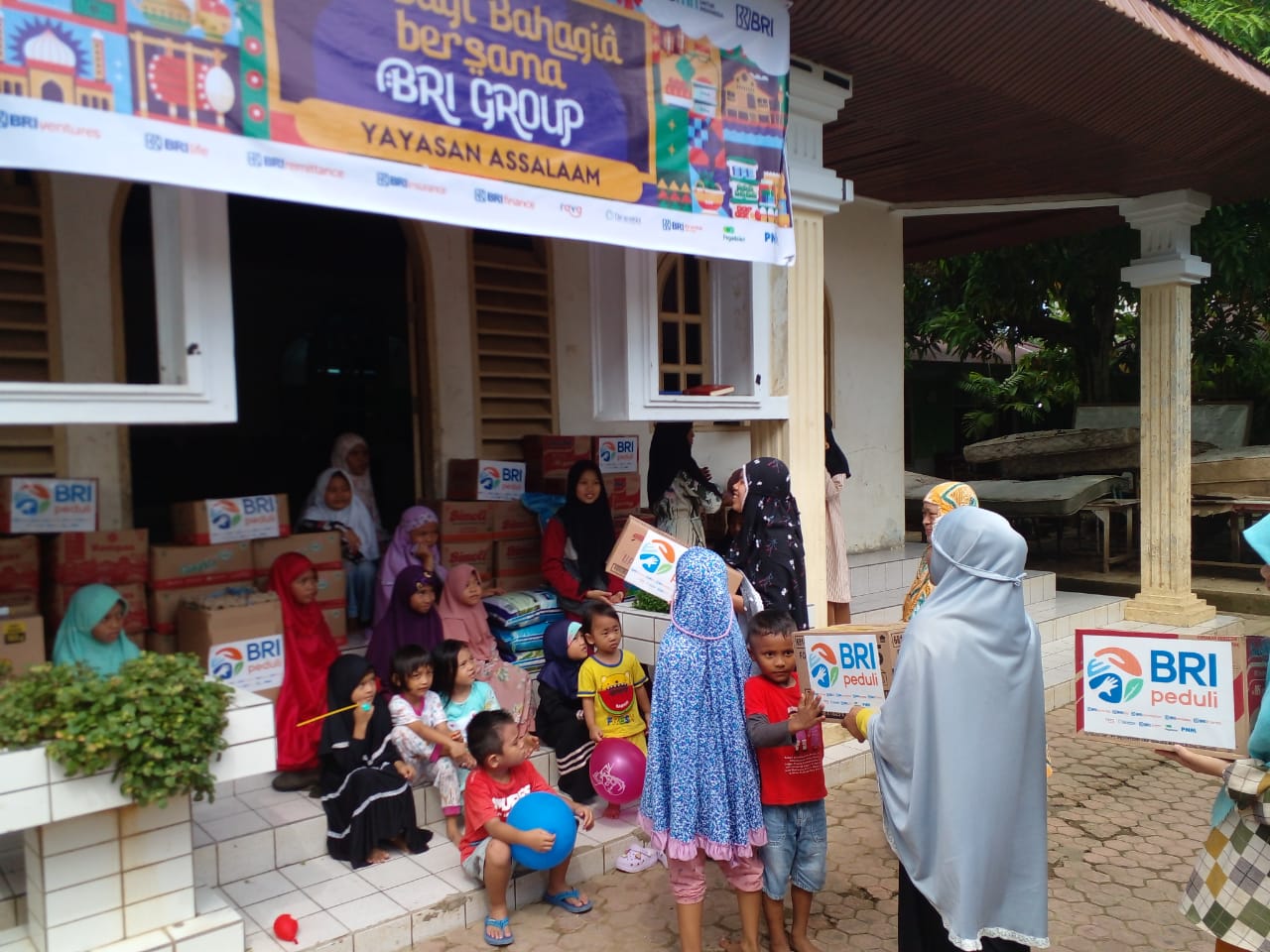 BRI Group Sasar Ribuan Warga dan Ratusan Anak Panti Asuhan, Ada Apa?