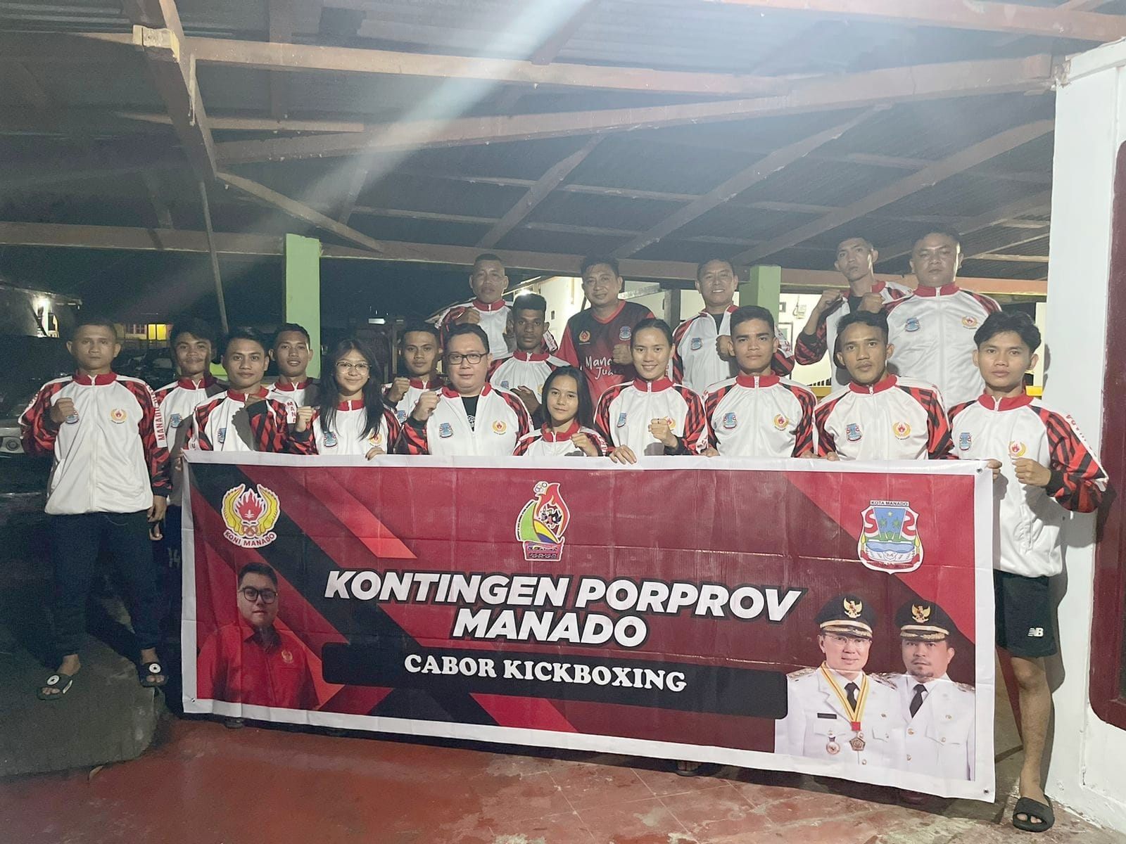 Gerungan Semangati Atlet Kickboxing Manado di Bolmong