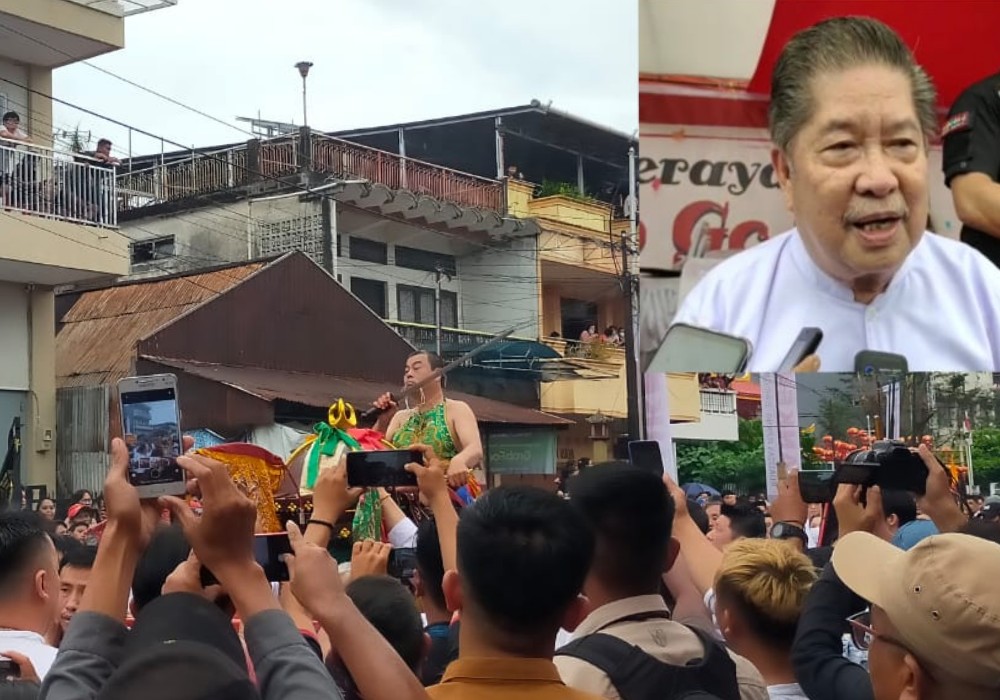Kabasaran Kawal Prosesi Cap Go Meh di Manado