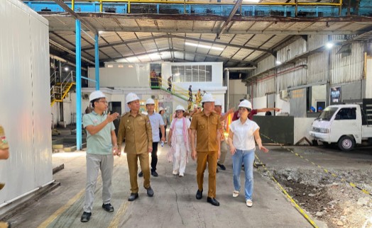 Bupati Minahasa Selatan Kunjungi Pabrik PT Sasa Inti di Desa Radey