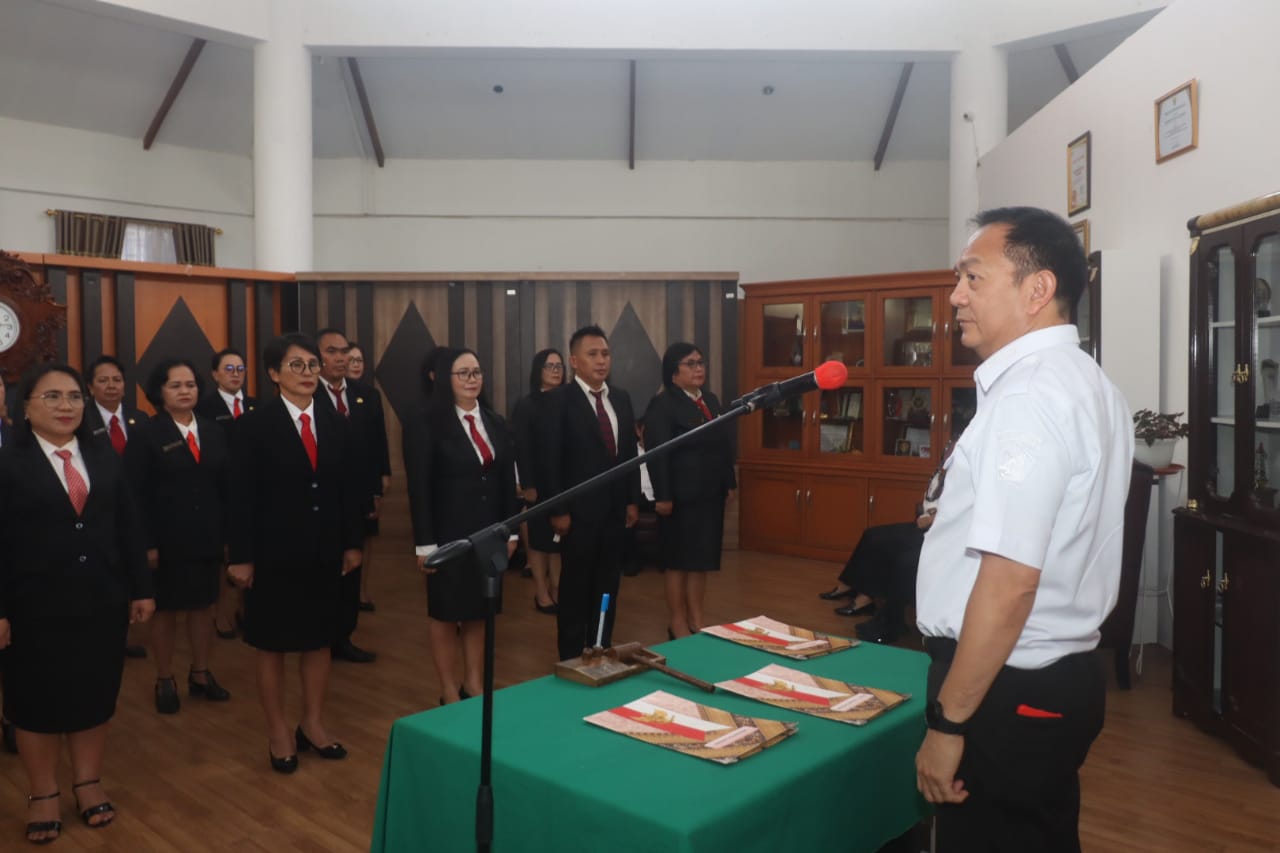 22 Kepsek Kena Rolling di Awal Tahun