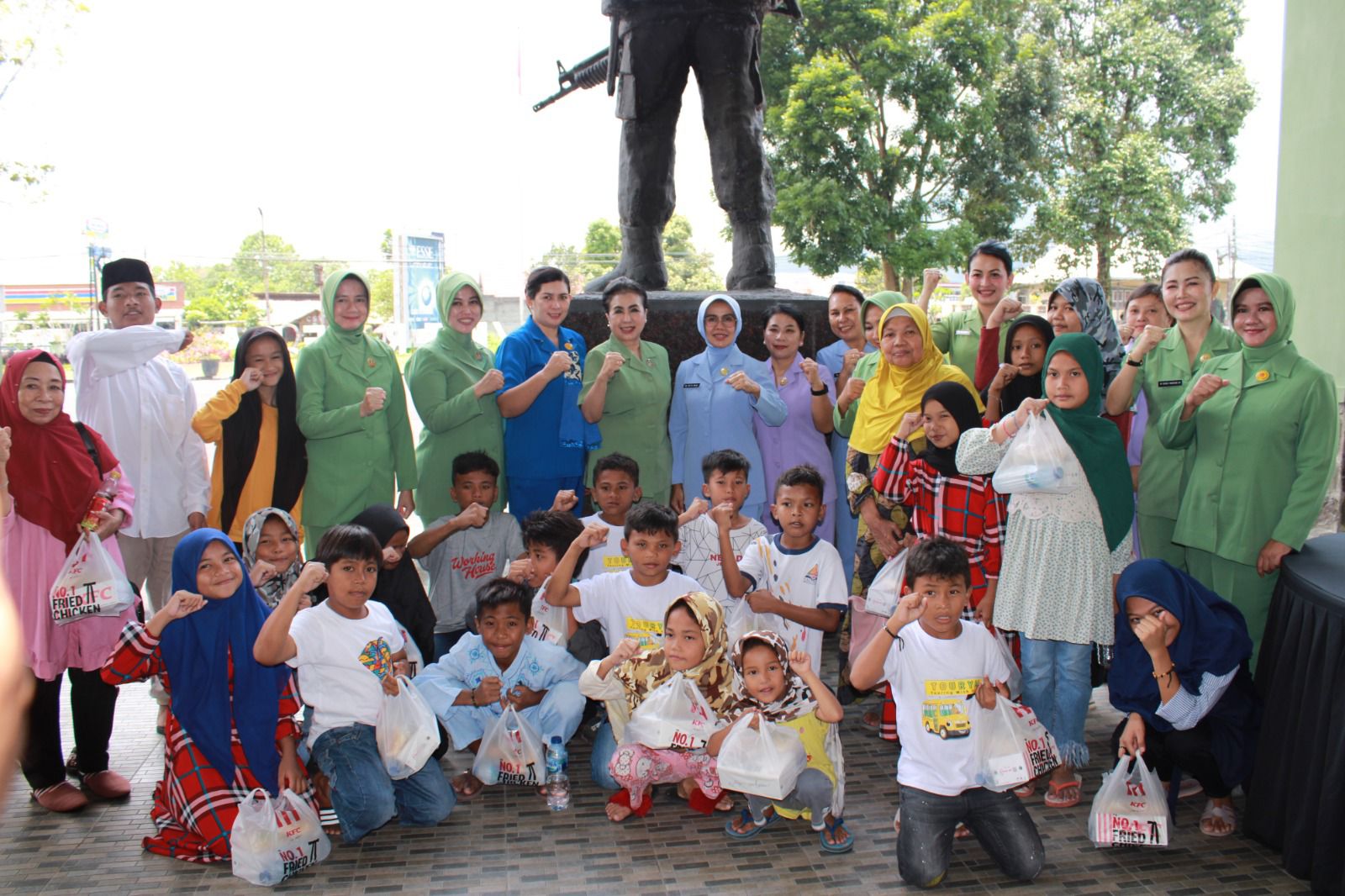 Dharma Pertiwi Daerah M Wilayah Sulut Gelar Bakti Sosial