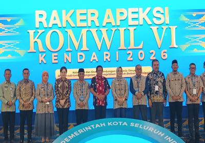 Wakil Walikota Tomohon Hadiri Rapat Kerja APEKSI Komwil VI di Kendari dan Dukung Sinergi Pembangunan Indonesia Timur