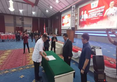 Richard Sualang Cs Resmi Dikukuhkan Pengurus KONI Manado, Dilantik Jerry Waleleng dan Andrei Angouw Sebut Waktunya Bersanding